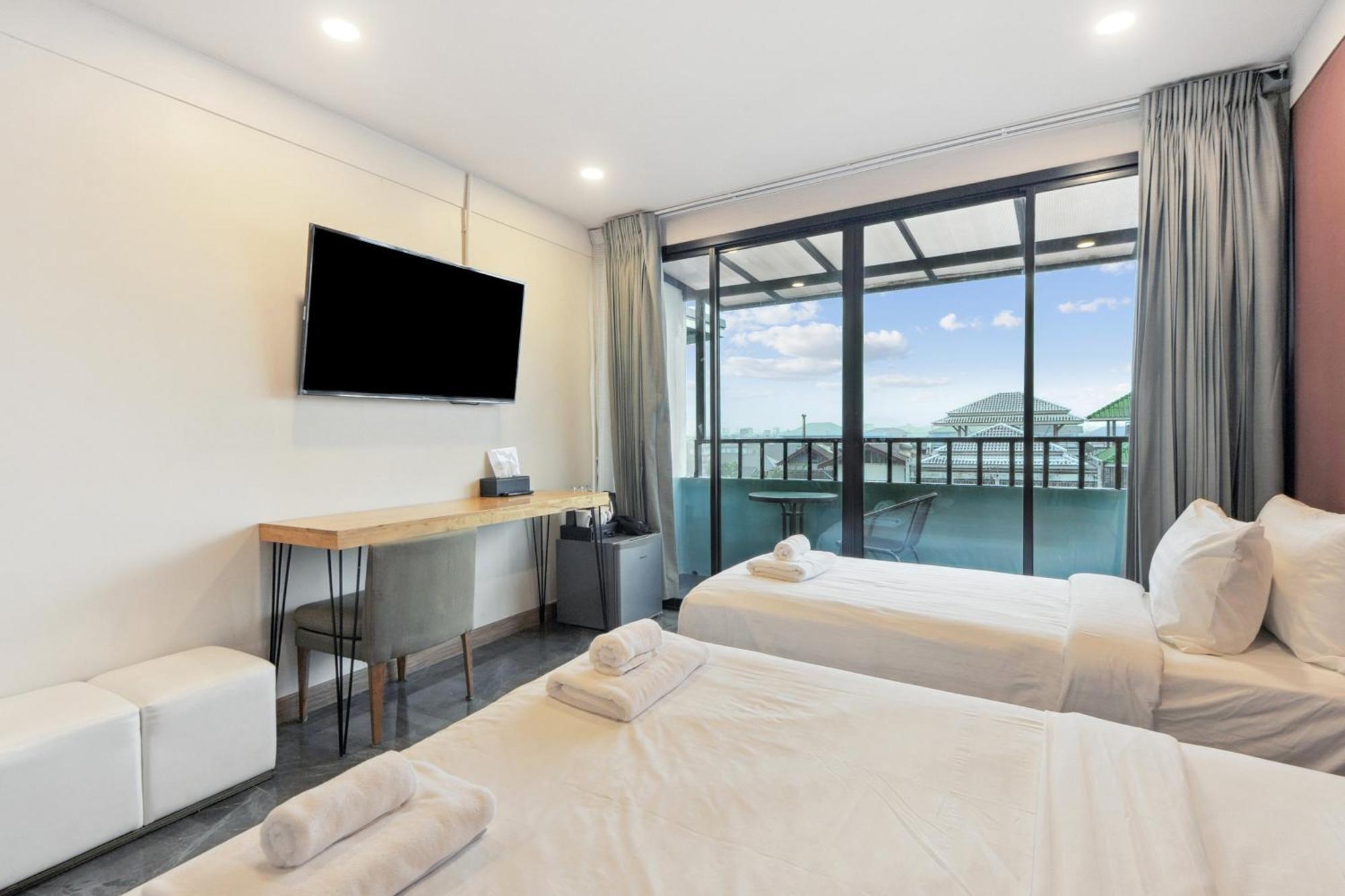 Ployburi Boutique Hotel Chanthaburi Exterior foto