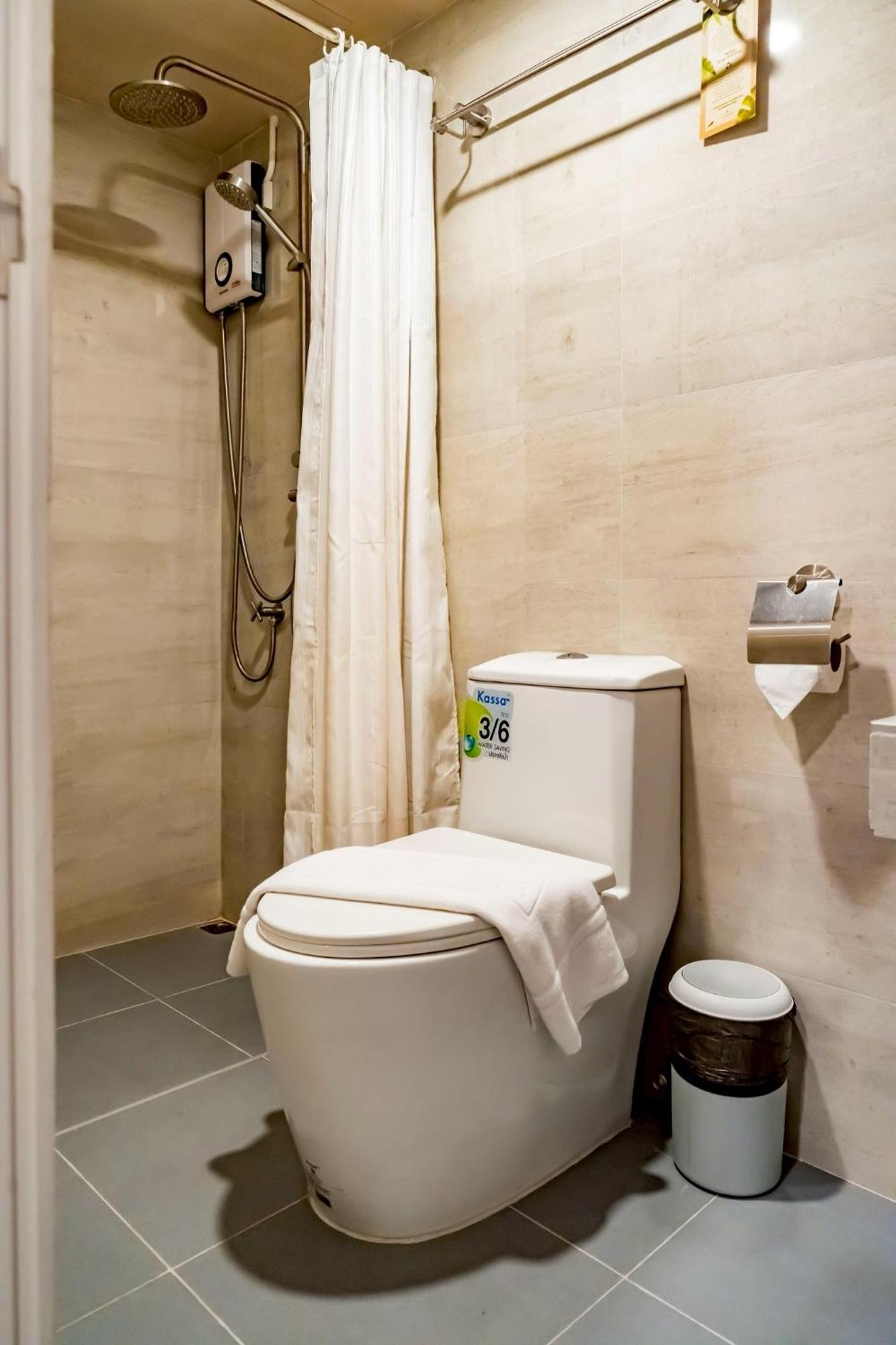 Ployburi Boutique Hotel Chanthaburi Exterior foto